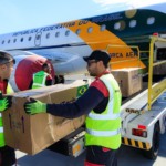 Avião presidencial deixou a capital italiana rumo ao Egito. Dupla missão é levar ajuda humanitária a Gaza e repatriar brasileiros que aguardam autorização para cruzar a fronteira na região. Foto: GOV BR / FAB