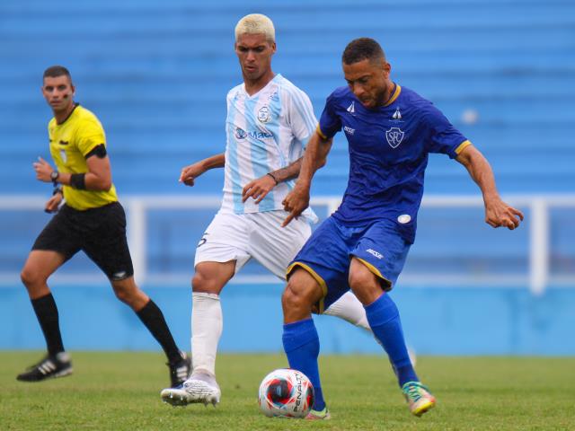 Serrano venceu o Macaé Esporte por 1 a 0 (Crédito: Valdir Santiago)