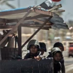 Policiais egípcios montam guarda, em 6 de julho de 2018 [Khaled Desouki/AFP via Getty Images]