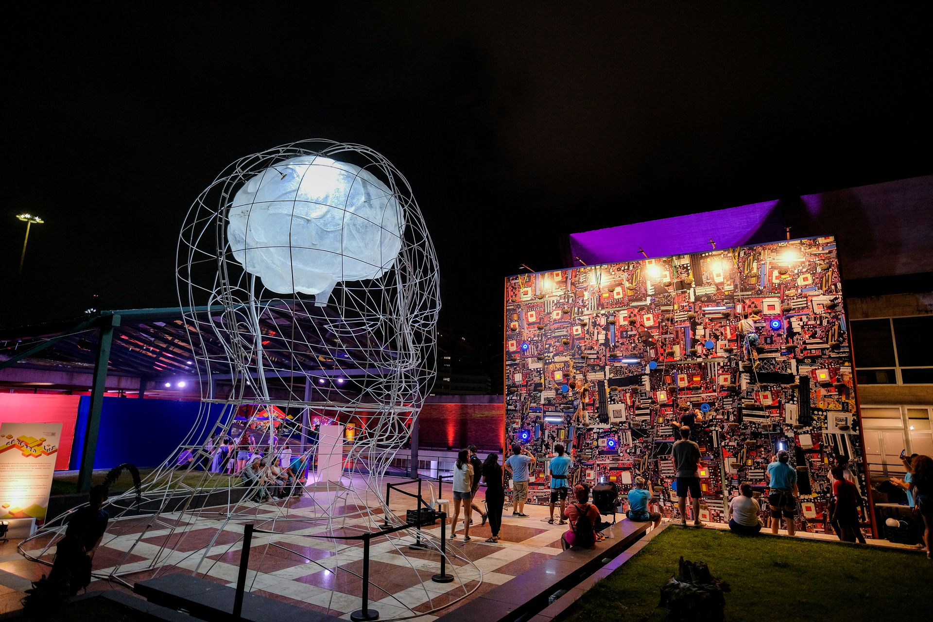 Hacktudo: festival de cultura digital ocupa a Cidade das Artes