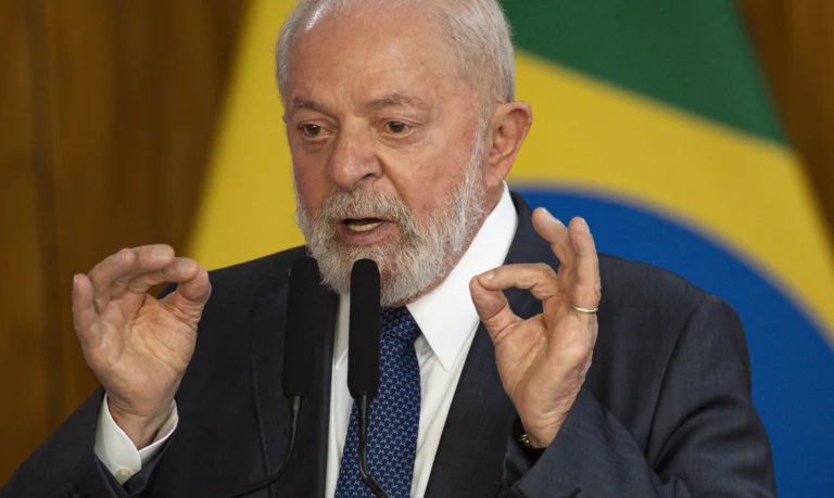 Lula classifica conflito no Oriente Médio como genocídio e pede resgate de brasileiros