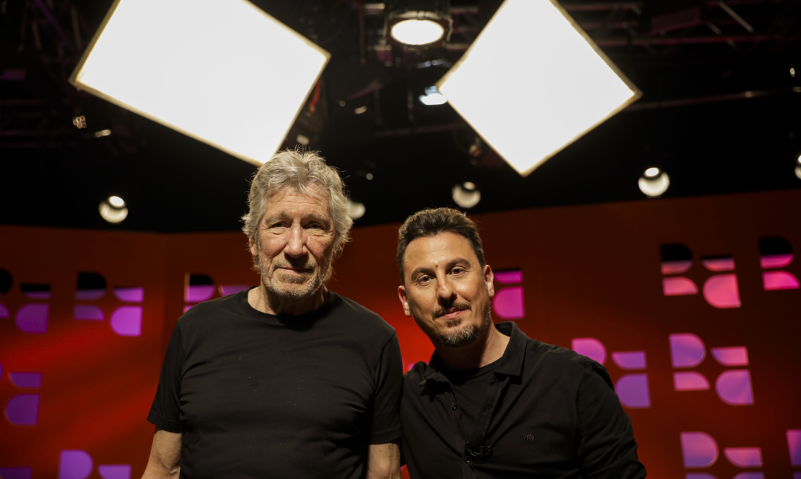 Em entrevista à TV Brasil, Roger Waters defende diálogo pela paz