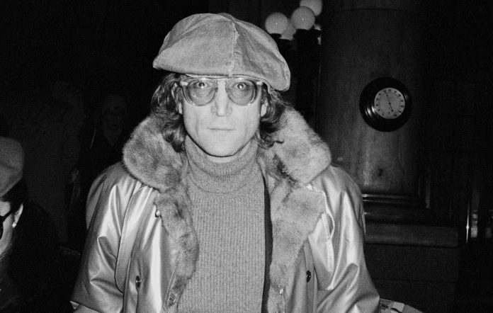 John Lennon fotografado na Hit Factory na W. 48th Street, em Nova York, pouco antes de ser assassinado. CRÉDITO: Art Zelin/Getty Images