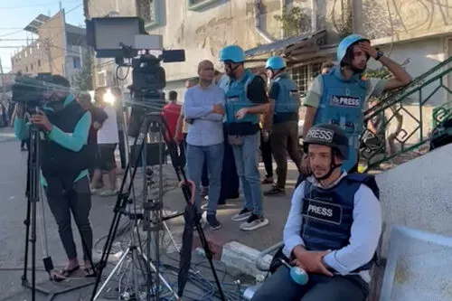 Redes sociais fecham contas de jornalistas de Gaza