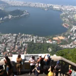 Governos federal e do Rio vão investigar lavagem de dinheiro do crime