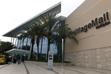 Fachada do shopping center VillageMall, na Barra da Tijuca, zona oeste da cidade - Tânia Rêgo/Agência Brasil
