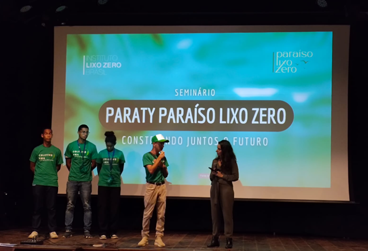 Apresentação dos resultados do projeto Paraíso Lixo Zero, em Paraty