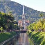 Petrópolis, na Região Serrana, é uma das cidades que estarão contempladas por resultados de resiliência urbana e climática. Foto: © Leonardo Shinagawa/Flickr.