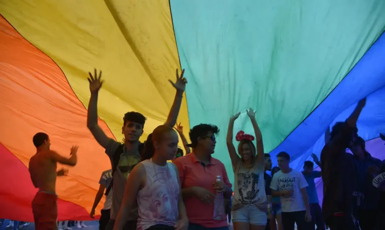 Parada LGBTI+ em Copacabana terá policiamento reforçado no domingo