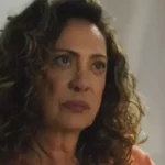 Agatha (Eliana Giardini) em 'Terra e Paixão'. Reprodução/ Globo