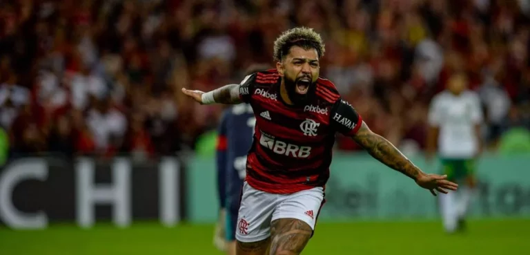 Corinthians, Flamengo, Augusto Melo, negociação, atacante