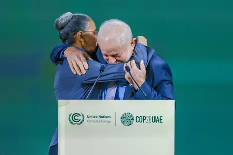 Ministra do Meio Ambiente, Marina Silva e o Presidente da República, Luiz Inácio Lula da Silva, durante reunião sobre Mudança do Clima, em Dubai. Foto: Ricardo Stuckert / PR