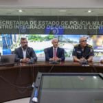 Cúpula da segurança se reúne no Centro Integrado de Comando e Controle (CICC) da Polícia Militar para discutir atuação no bairro de Copacabana. (Rafael Campos)