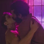 Kelvin (Diego Martins) e Ramiro (Amaury Lorenzo) deram beijão nesta terça (12) em Terra e Paixão ... - Leia mais em https://noticiasdatv.uol.com.br/noticia/novelas/terra-e-paixao-exibe-beijao-de-kelvin-e-ramiro-e-ganha-elogio-de-atriz-censurada-112834?cpid=txt