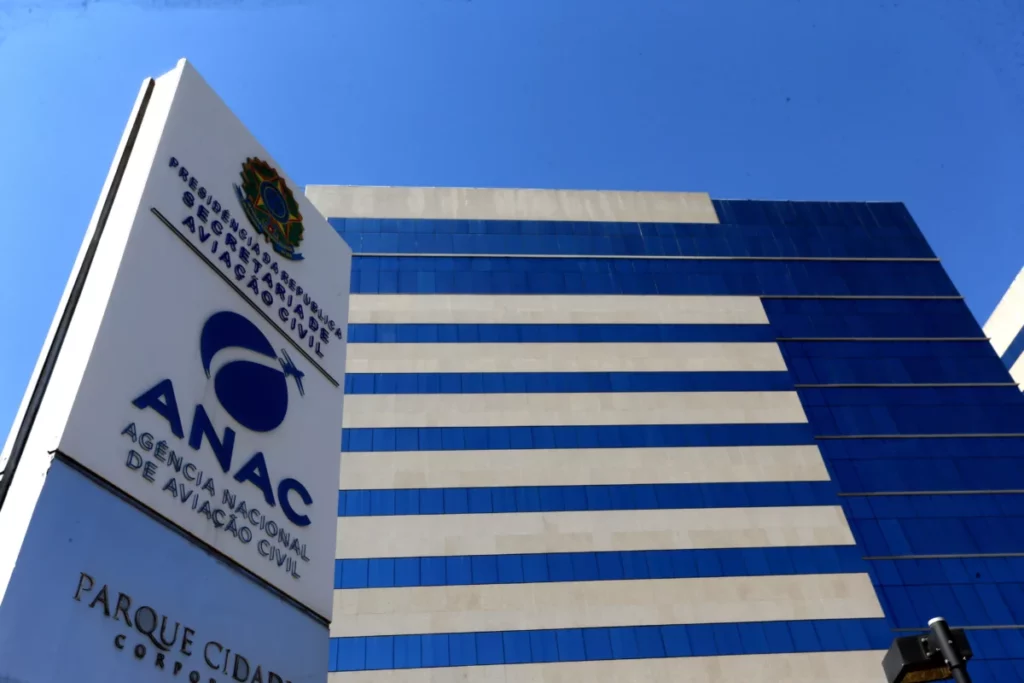 Publicado edital com 70 vagas de nível superior para concurso da ANAC