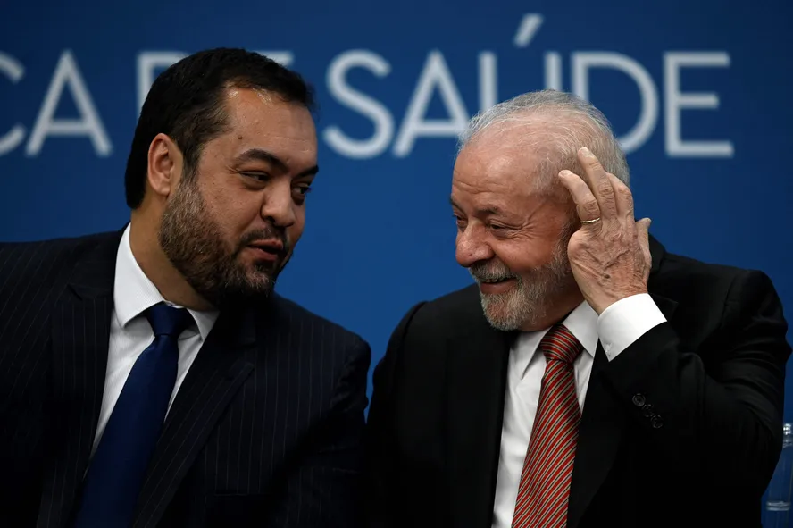 O governador do Rio de Janeiro, Cláudio Castro (PL), e o presidente Lula. Foto: Mauro Pimental/AFP