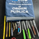 Agentes da SEOP e GM-Rio apreenderam 260 garrafas de vidro e 13 facas e objetos perfurocortantes durante os blocos de Rua neste fim de semana