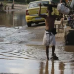 Moradores de áreas atingidas por chuvas, no Rio, temem nova tempestade