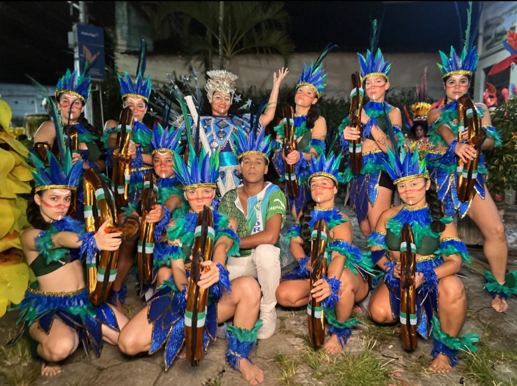 GRES Escola de Samba da Barra da Tijuca promove ensaios no Uptown Barra