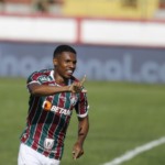 Lelê comemora seu segundo gol no Carioca e o primeiro da vitória do Flu (Crédito: Úrsula Nery/Agência FERJ)