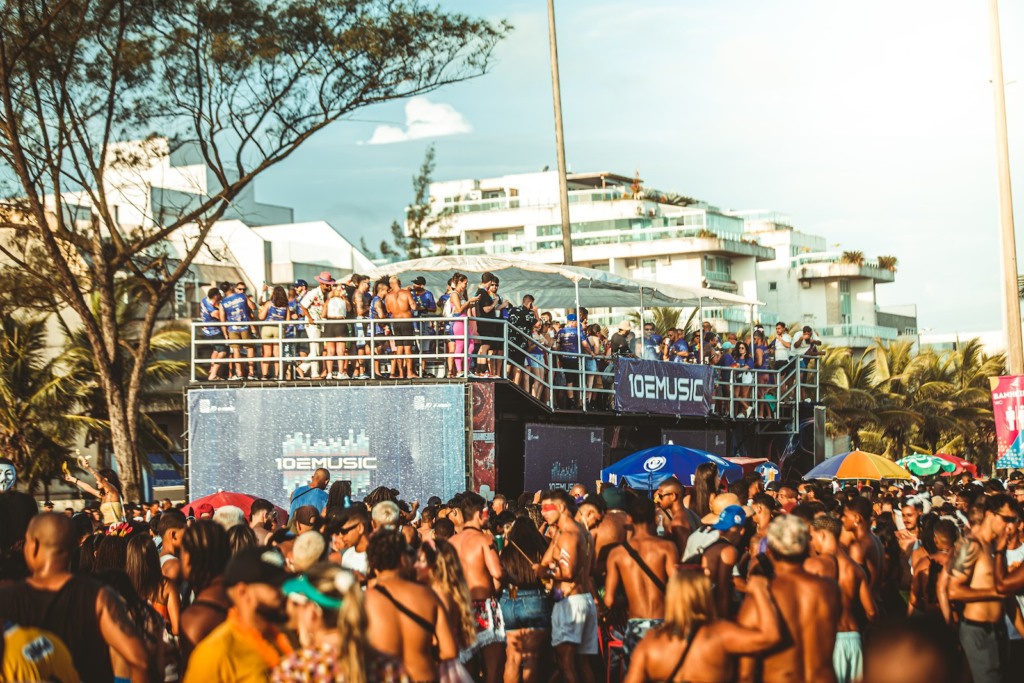 Com música eletrônica, Bloco 10 e Music espera reunir 30 mil foliões neste ano no carnaval do Rio de Janeiro

