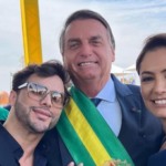 Jair e Michelle Bolsonaro ao lado de Augustin Fernandez. Foto: repodução