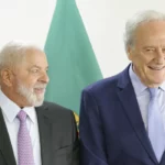 Lula assina nomeação de Lewandowski no Ministério da Justiça