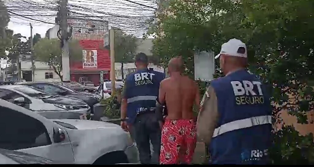 BRT Seguro prende idoso que furtou vaso sanitário na estação Ibiapina
