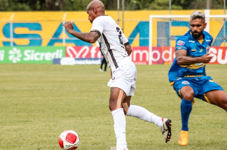 Voltaço vence, mas segue na nona colocação. (Crédito: Jhonatan Jeferson/VRFC)