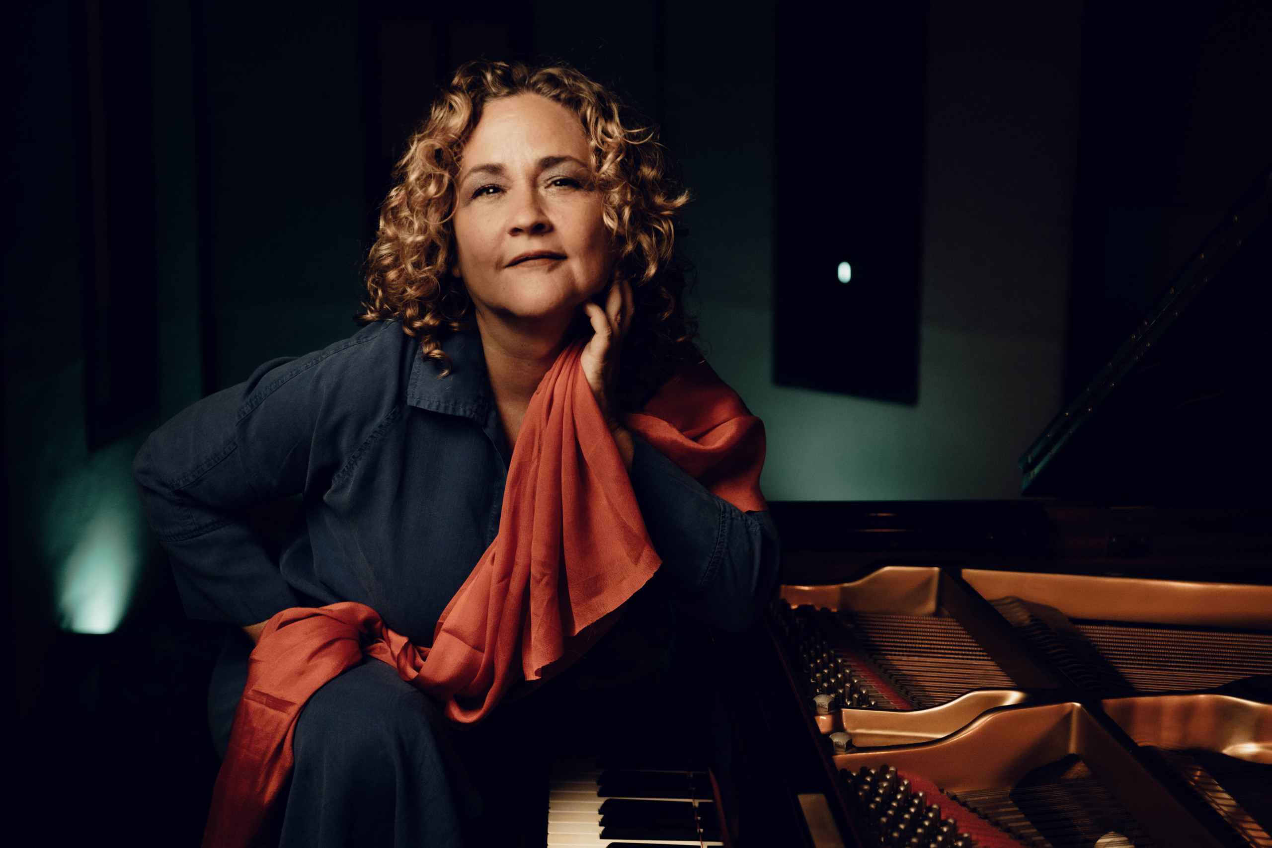 Delia Fischer antecipa canções do novo álbum e faz homenagens a Milton Nascimento, Gilberto Gil e Guilherme Arantes - Shows acontecem no Blue Note Rio (14/03) e no Soberano Itaipava (16/03)