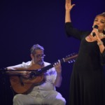 Elisa Lucinda apresenta show “Baile Perfumado” no Teatro I Love PRIO