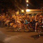 Ciclistas nus protestam por segurança nas ruas do Rio de Janeiro. Foto: reprodução