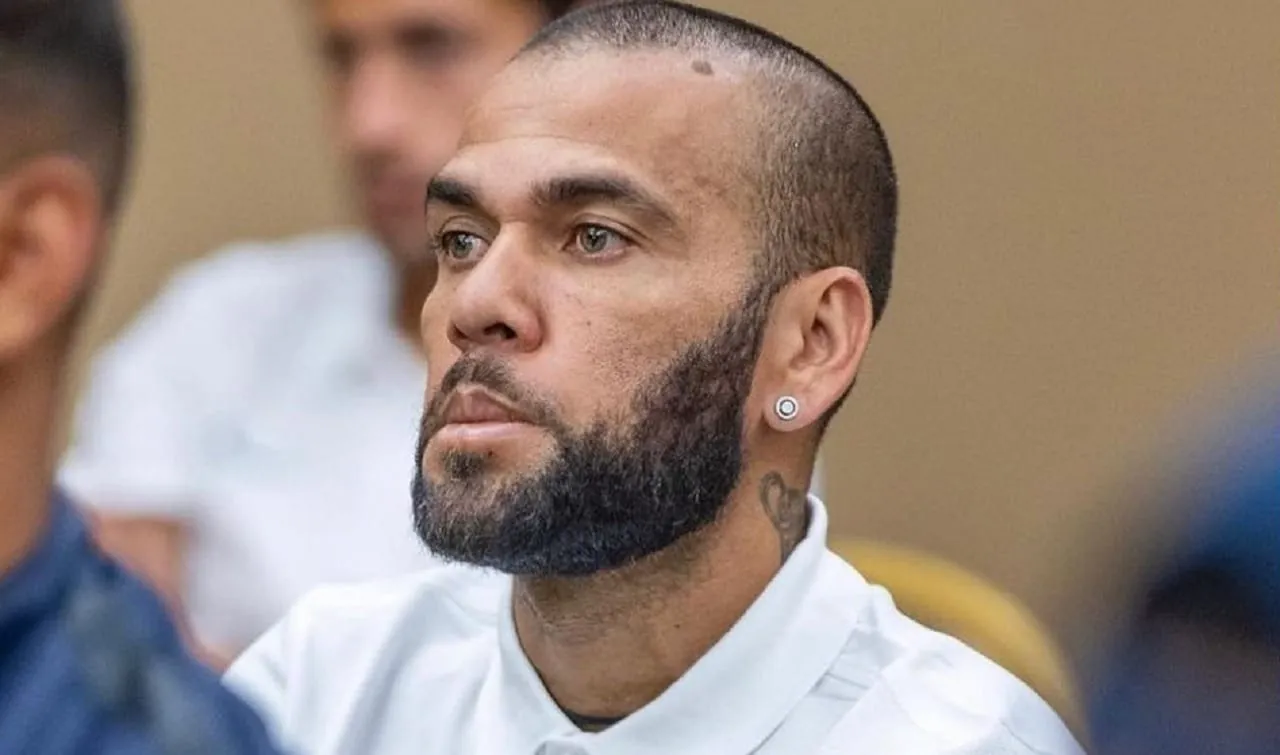 Daniel Alves, preso por estupro na Espanha. Foto: reprodução