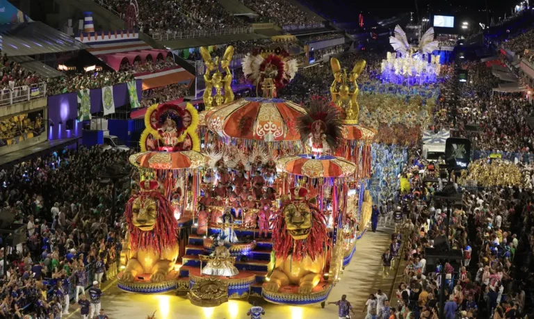 Maioria das escolas de samba do Rio terá enredos sobre negritude