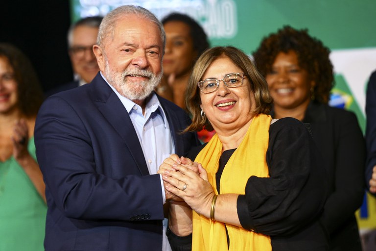 Lula e a ministra das Mulheres, Cida Gonçalves