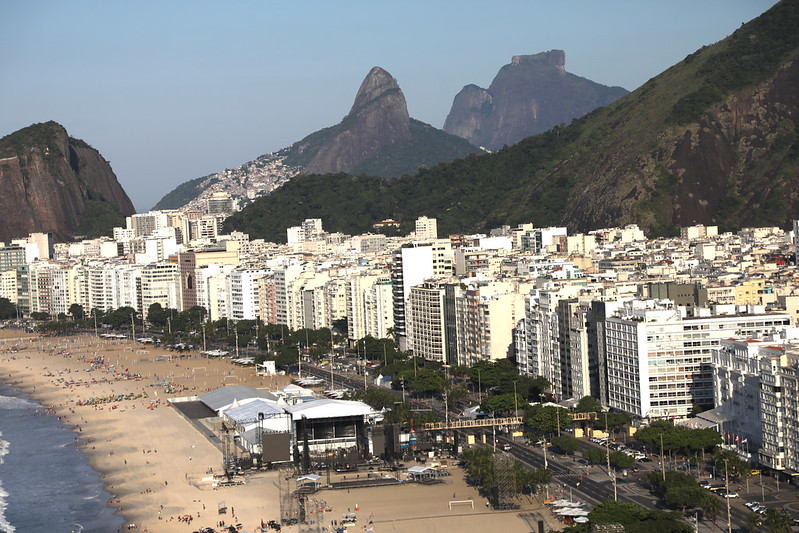 Palco montado nas areias da Praia de Copacabana para o show de Madonna - Fabio Motta/Prefeitura do Rio