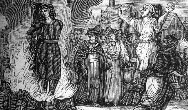Gravura que registra a Inquisição às bruxas, queimadas como hereges e pecadoras