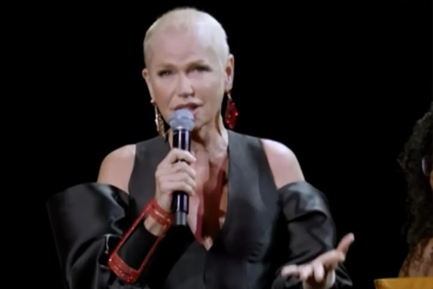 Xuxa Meneghel durante a 7ª edição do Prêmio Sim à Igualdade Racial. Foto: Reprodução