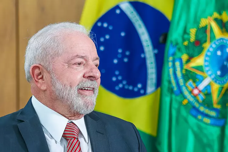 Brasil sobe no ranking de liberdade de expressão com a volta de Lula ao poder, revela relatório Global Expression Report 2024