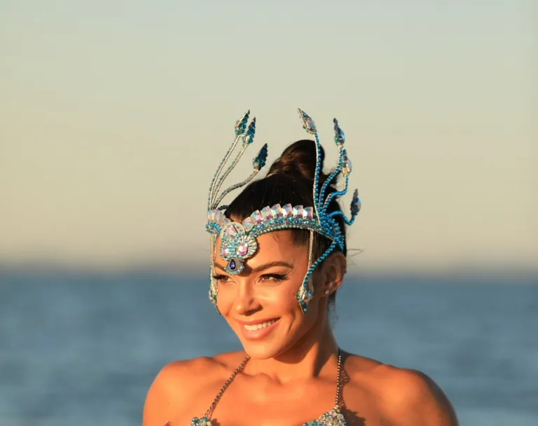 Monique Rizzeto celebra nova fase do samba