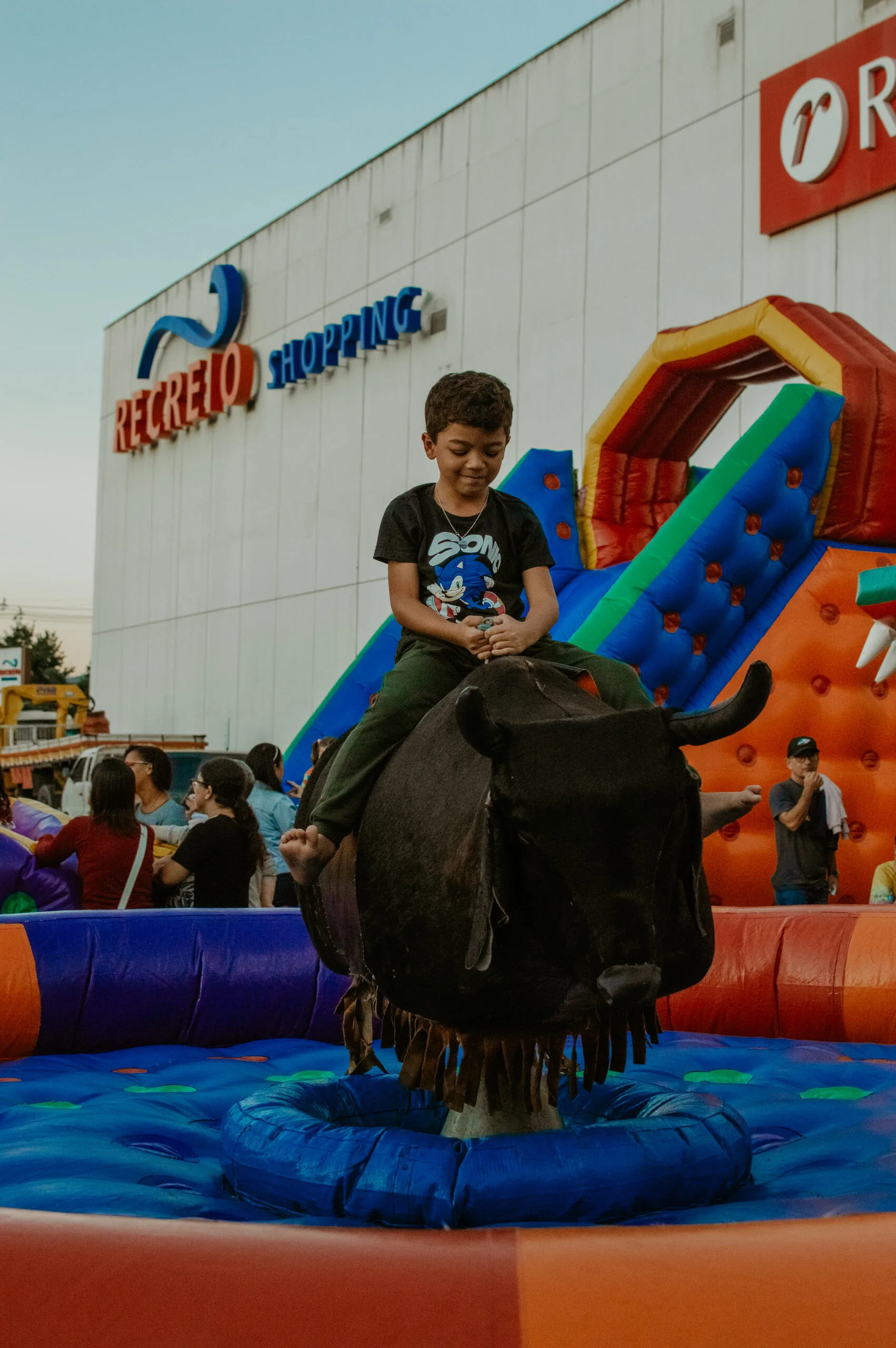 O cheirinho de milho com manteiga anuncia: o Arraiá do Recreio Shopping vem aí!