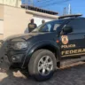 Agentes da PF cumprem mandados na casa do presidente do Solidariedade, Eurípedes Júnior, em Planaltina (DF).