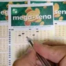 Mega-Sena acumula e prêmio vai a R$ 112 milhões no próximo sorteio. Veja as dezenas sorteadas e como participar.