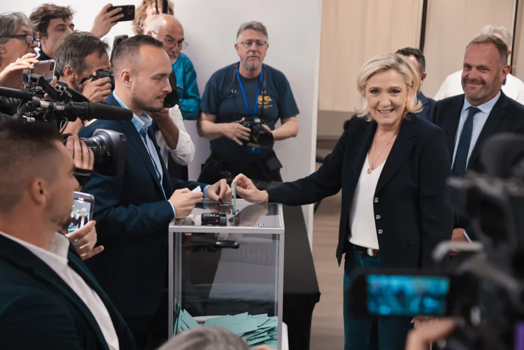 Paris/ França- 30/06/2024- Marine Le Pen, líder de extrema direita, vota em eleição ao Parlamento Francês Foto: RS Marine Le Pen