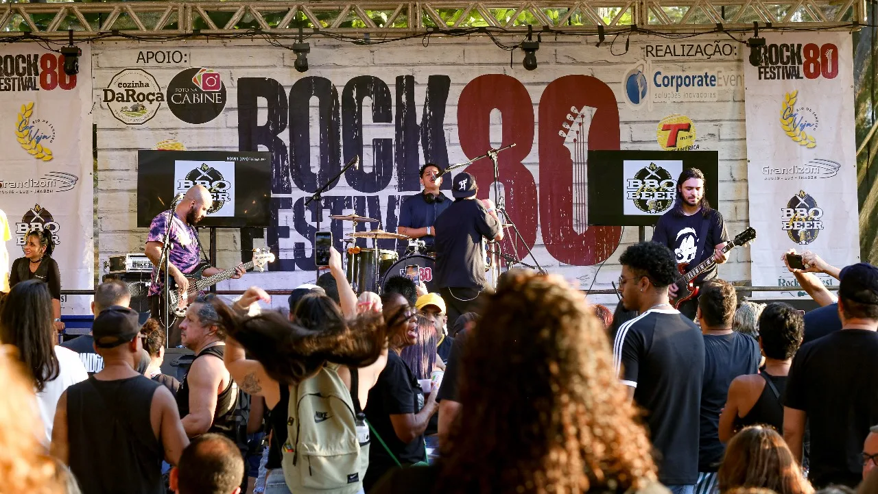 Circuito junino Arraiá Rock 80 vai para a Praia do Flamengo neste final de semana