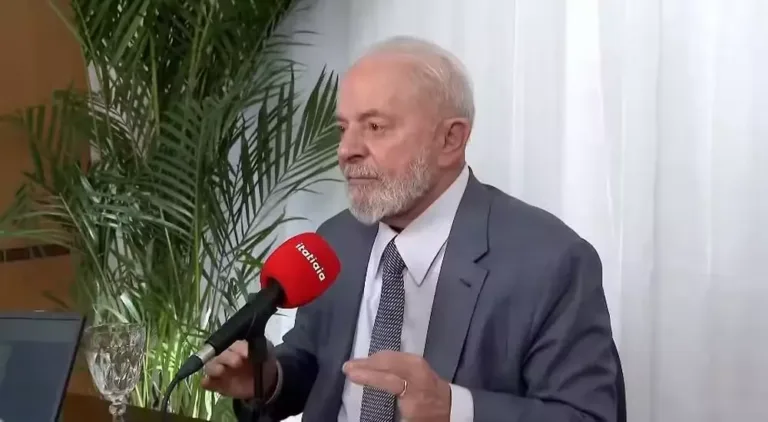 Presidente Luiz Inácio Lula da Silva (PT) durante entrevista à rádio Itatiaia. Foto: Reprodução