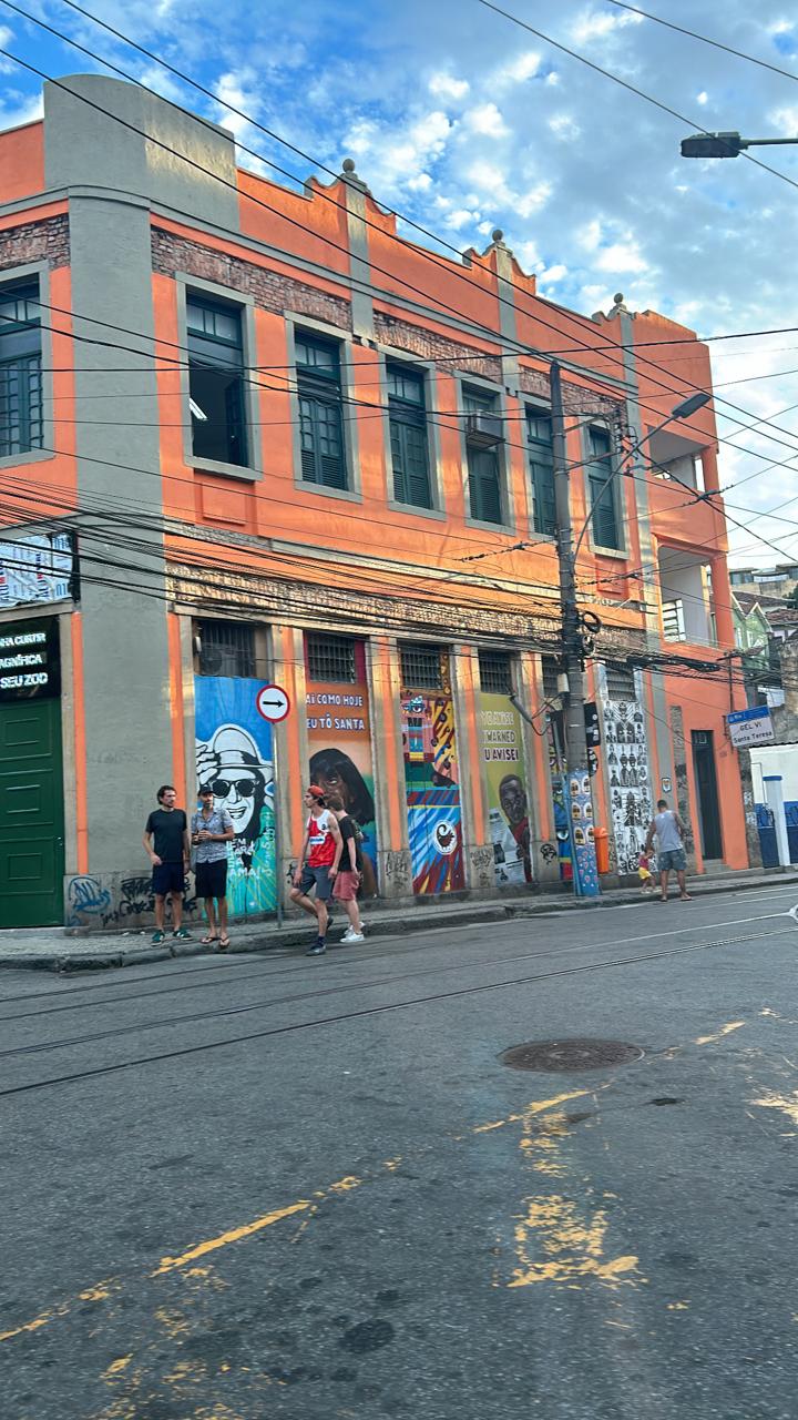 Cinema de Santa Teresa é reinaugurado mais moderno, acessível e confortável

