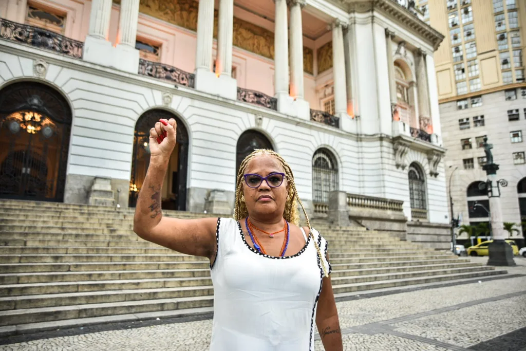 Vereadora Monica Cunha (PSOL), idealizadora da Comissão Permanente de Combate ao Racismo