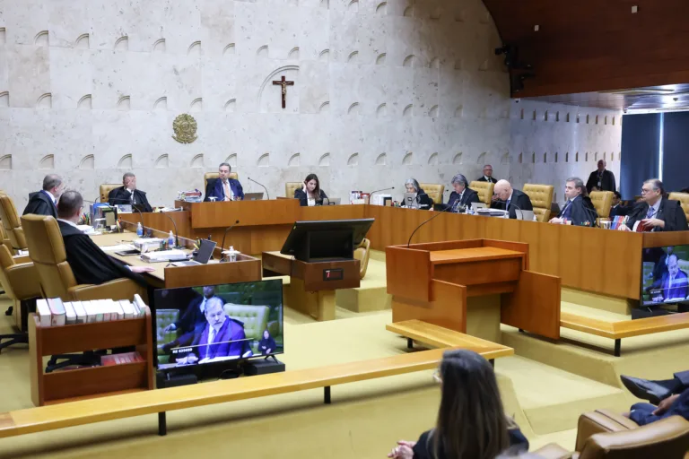 Sessão plenária do STF, onde ministros formaram maioria para descriminalizar porte de maconha para uso. Na foto o presidente do STF, Min Barroso. Foto: Antonio Augusto/SCO/STF