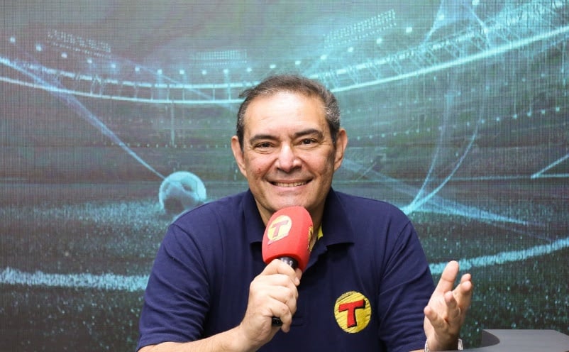 O jornalista esportivo Eder Luiz: narração de todos os jogos do Brasil. Foto: Isabelle Guimarães